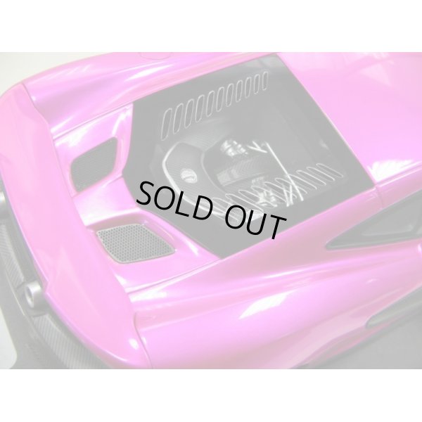 画像5: 1/18 McLaren 675 LT 2015 Flash Pink Carbon fiber pack Limited 25 pcs.