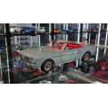 auto world 1:18 1965 American Muscle Collection Ford Mustang Convertible Silver Gray