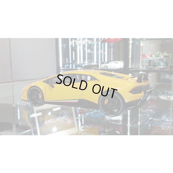 画像3: Autoart 1/18 Lamborghini Huracan Performante Giallo Inti/Pearl Effect Yellow