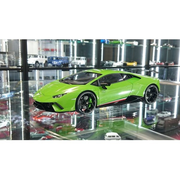 画像1: Autoart 1/18 Lamborghini Huracan Perfprmante Verde Mantis/Pearl Effect Green