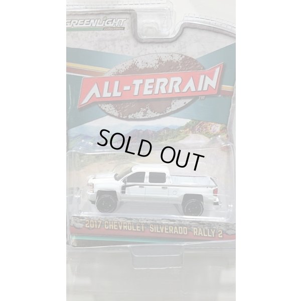 画像1: GREEN LIGHT 1:64 ALL TERRAIN Series 8 '17 CHEVROLET SILVERADO RALLY 2