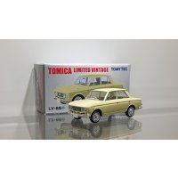 TOMYTEC 1/64 Datsun Bluebird 1200 Fancy Deluxe Yellow