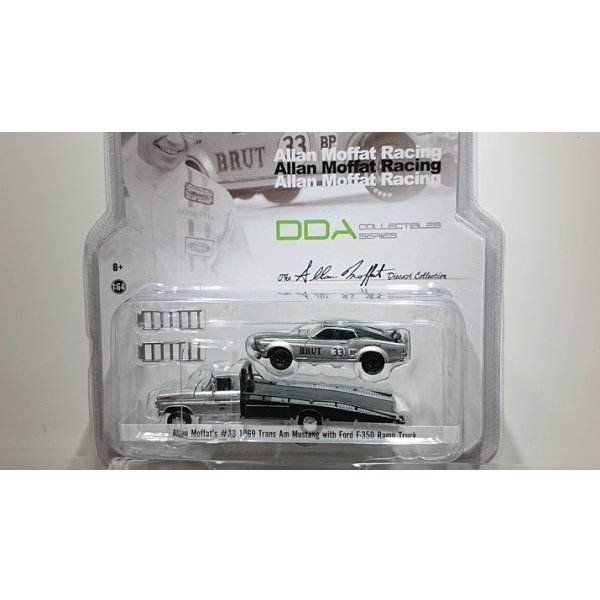 画像1: ACME 1:64 Allan Moffat's #33 1969 Trans Am Mustang with Ford F-350 Ramp Truck