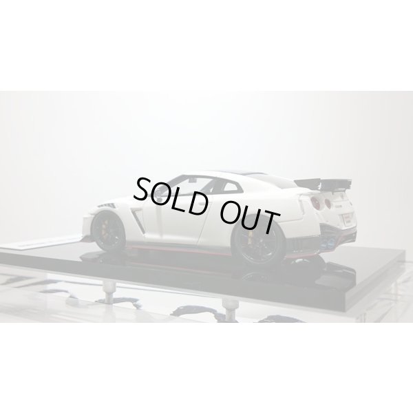 画像3: EIDOLON 1/43 NISSAN GT-R NISMO 2020 Brilliant White Pearl