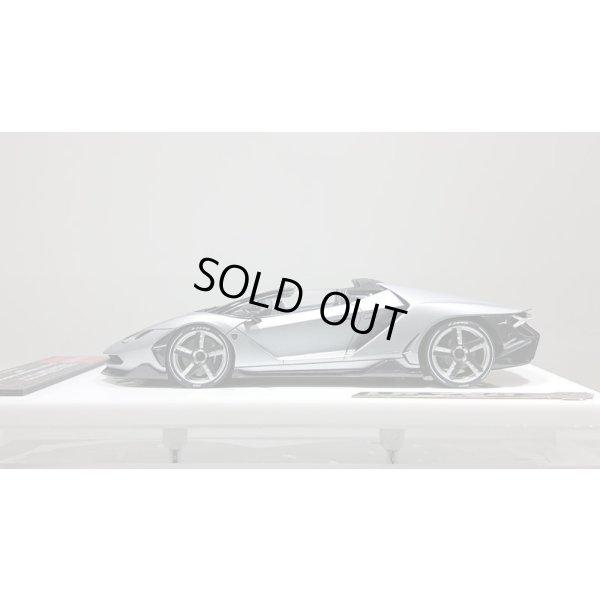 画像2: EIDOLON 1/43 Lamborghini Centenario Roadster LP770-4 The Quail, a Motorsport Gathering 2016 Limited 100pcs.