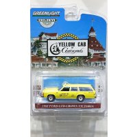 GREEN LiGHT EXCLUSIVE 1/64 '88 Ford LTD Crown Victoria Wagon - Yellow Cab of Coronado, California