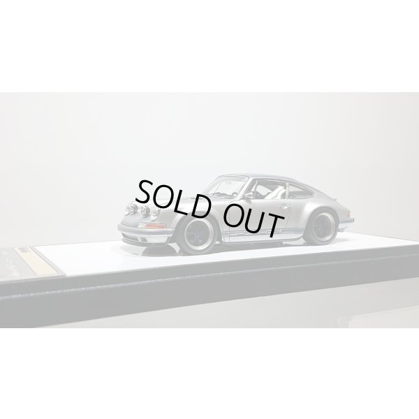 画像1: VISION 1/43 Singer 911(964) Coupe Matte Titanium Silver (with light pod) Limited 80pcs.