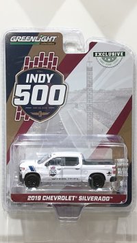 GREEN LiGHT EXCLUSIVE 1/64 '19 Chevrolet Silverado 1500 103rd Running of the Indianapolis 500 Official Truck