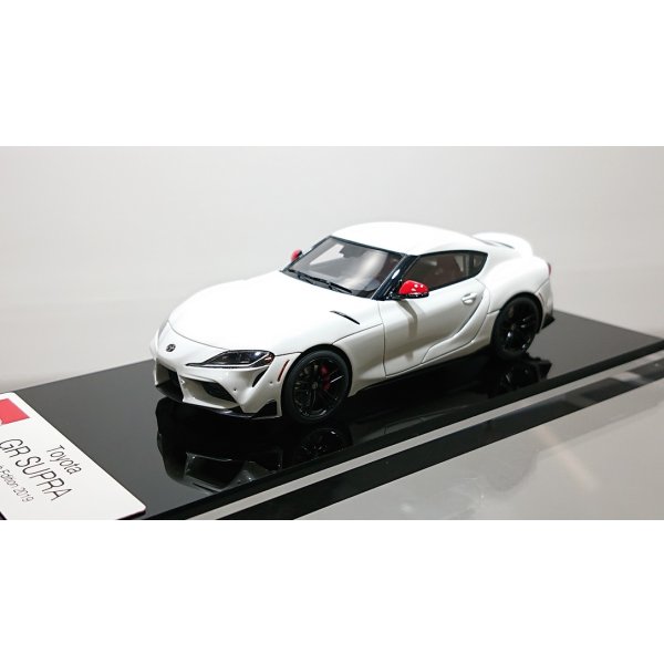 画像4: EIDOLON 1/43 TOYOTA GR SUPRA (US) Launch Edition 2019 Absolute Zero White (Red Interior) Limited 50 pcs.
