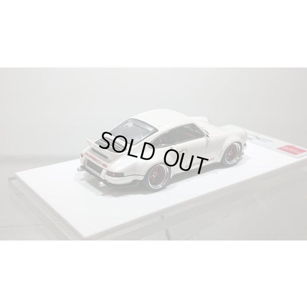 画像6: EIDOLON 1/43 Singer DLS 2018 Pearl White with Burgundy logo