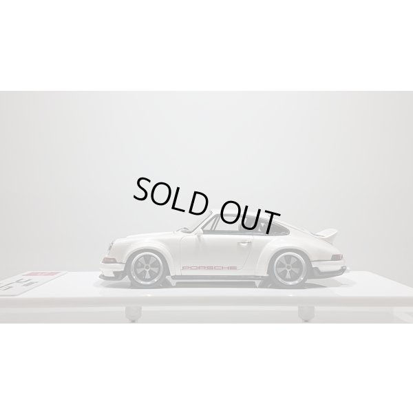 画像4: EIDOLON 1/43 Singer DLS 2018 Pearl White with Burgundy logo