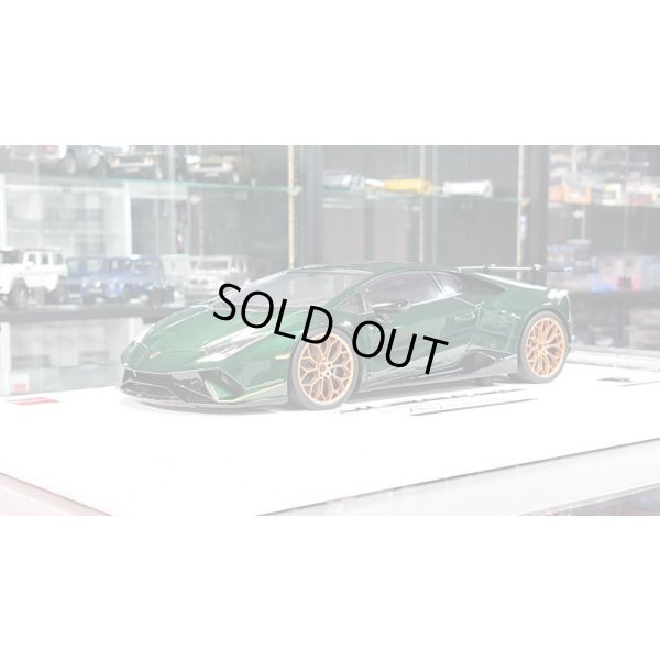 画像1: EIDOLON 1/18 Lamborghini Huracan Perfomante Ad Personam Pebble Beach 2017 Verde Hydra Limited 30pcs.