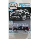 auto world 1/64 '19 Chevrolet Silverado High Country in Gloss Black