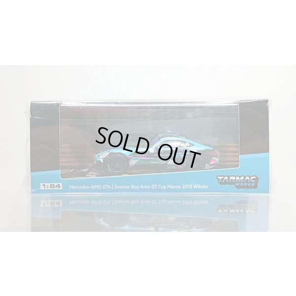 画像1: Tarmac Works 1/64 Mercedes-AMG GT4 Greater Bay Area GT Cup Macau 2019 Winner