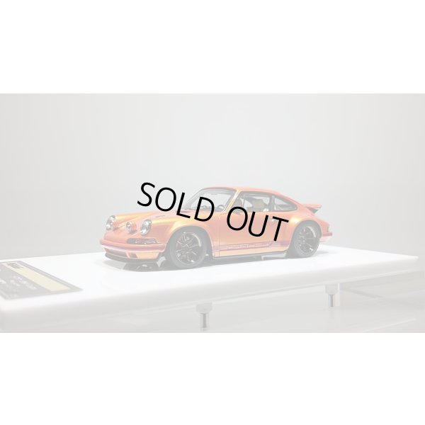 画像1: VISION 1/43 Singer Porsche 911 Wing up Ver. Arancio Pearl Limited 35 pcs.