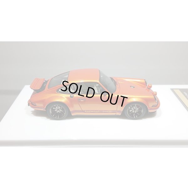 画像6: VISION 1/43 Singer Porsche 911 Wing up Ver. Arancio Pearl Limited 35 pcs.