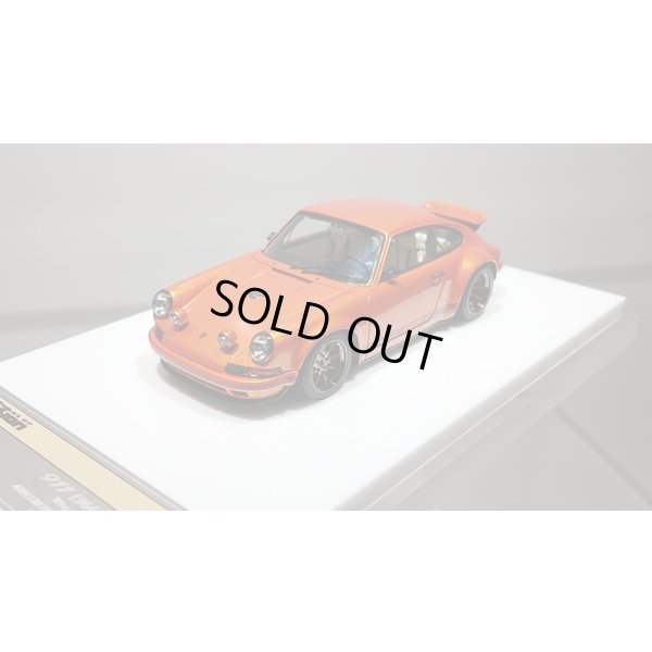 画像4: VISION 1/43 Singer Porsche 911 Wing up Ver. Arancio Pearl Limited 35 pcs.
