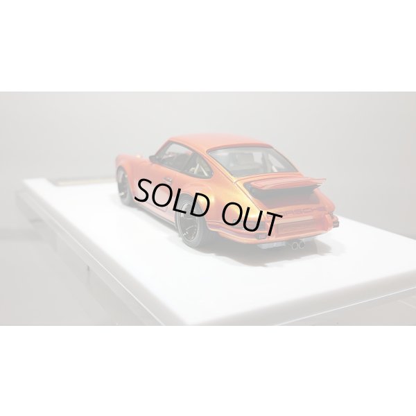画像8: VISION 1/43 Singer Porsche 911 Wing up Ver. Arancio Pearl Limited 35 pcs.