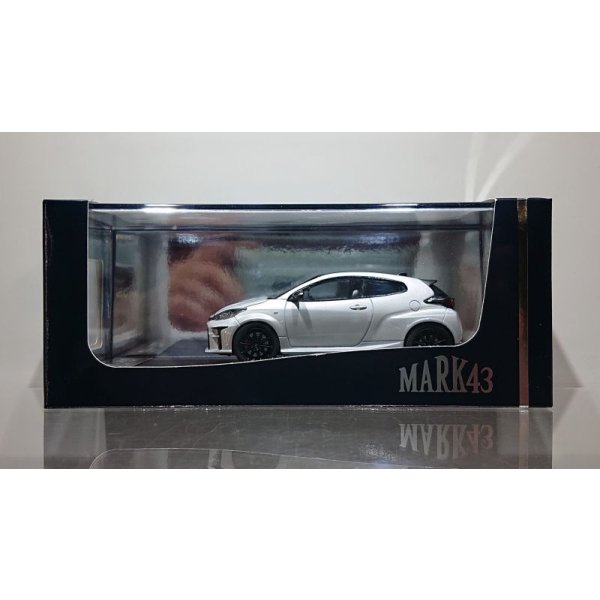 画像1: Hobby JAPAN 1/43 Toyota GR YARIS 1stEdition RZ" High-performance Platinum White Pearl Mica