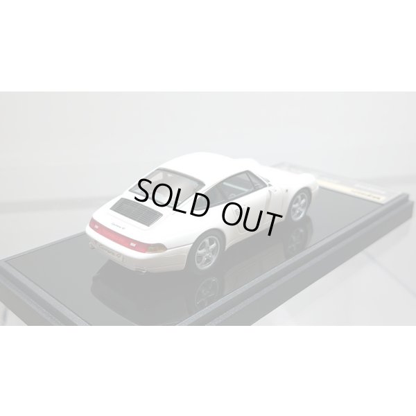 画像10: VISION 1/43 Porsche 911 (993) Carrera 4 1995 White Limited 40 pcs.
