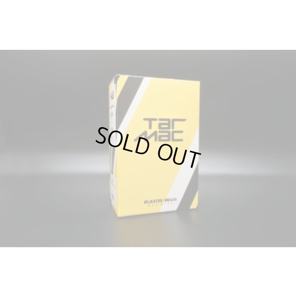 画像2: Tarmac Works 1/64 RWB 993 Tarmac With metal oil can