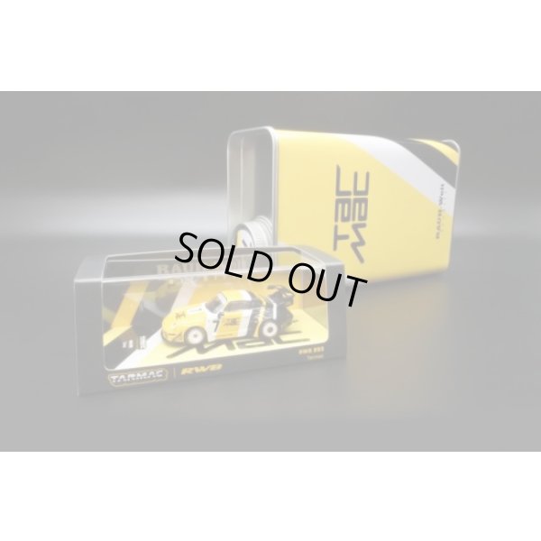 画像1: Tarmac Works 1/64 RWB 993 Tarmac With metal oil can