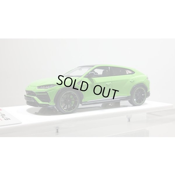 画像1: EIDOLON 1/43 Lamborghini URUS Pearl Capsule 2020 Verde Mantis (Pearl Green) Limited 80 pcs.