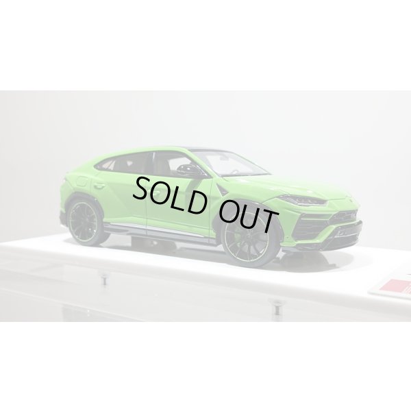 画像4: EIDOLON 1/43 Lamborghini URUS Pearl Capsule 2020 Verde Mantis (Pearl Green) Limited 80 pcs.