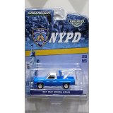 GREEN LiGHT EXCLUSIVE 1/64 1987 GMC Sierra K2500 with Drop in Tow Hook --New York City Police Dept (NYPD)