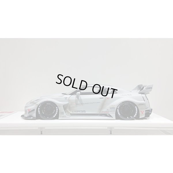 画像2: EIDOLON 1/43 LB-Silhouette WORKS GT 35GT-RR Matte Gray (Weathering) Limited 160 pcs.