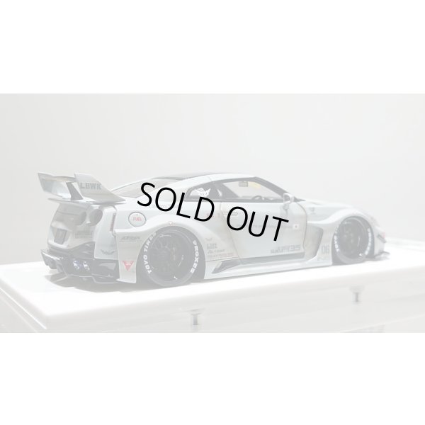 画像6: EIDOLON 1/43 LB-Silhouette WORKS GT 35GT-RR Matte Gray (Weathering) Limited 160 pcs.