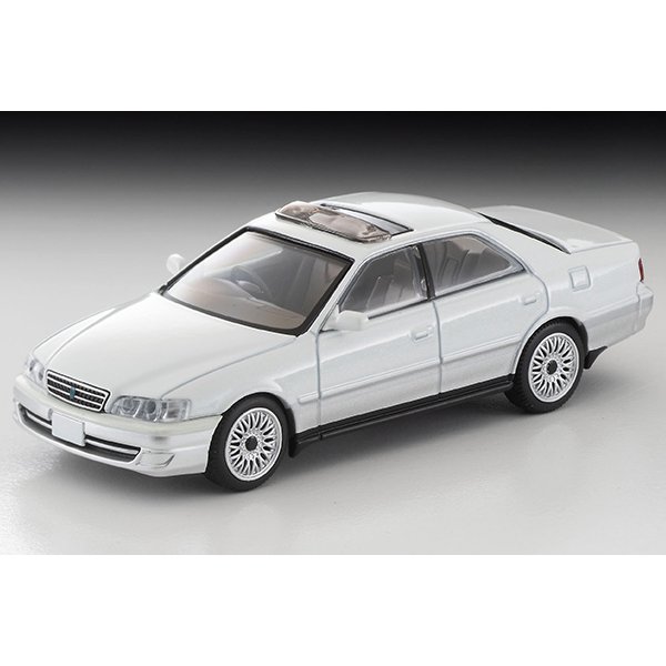 画像2: TOMYTEC 1/64 Limited Vintage NEO Toyota Chaser Avante G (White / Silver)
