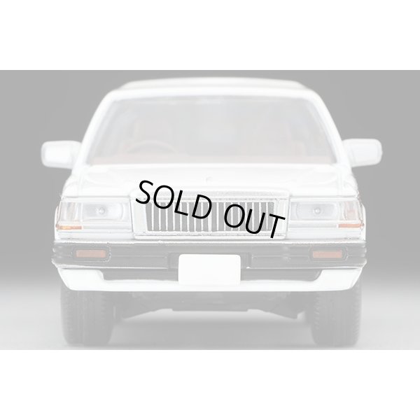 画像6: TOMYTEC 1/64 Limited Vintage NEO Nissan Cedric Wagon V20E GL Custom Ver. (White / Wood grain)