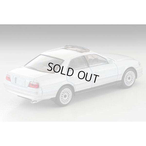 画像3: TOMYTEC 1/64 Limited Vintage NEO Toyota Chaser Avante G (White / Silver)