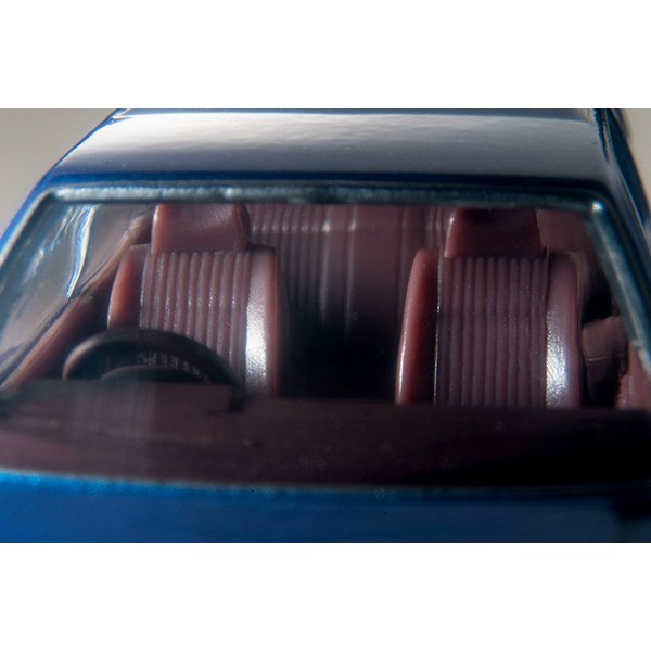 画像9: TOMYTEC 1/64 Limited Vintage NEO Nissan Gloria Wagon V20E GL Custom Ver. (Blue / Wood grain)