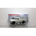 TOMYTEC 1/64 Limited Vintage Toyota Stout (white)