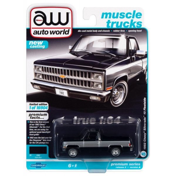 画像1: auto world 1/64 1982 Chevy Silverado 10 Midnight Blue / Silver