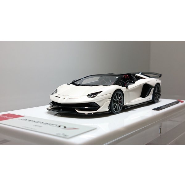画像9: EODOLON 1/43 Lamborghini Aventador SVJ Roadster 2019 (Nireo wheel) Matte Pearl White Limited 80 pcs.