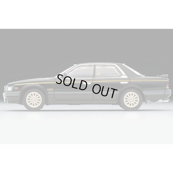 画像4: TOMYTEC 1/64 Limited Vintage NEO Nissan Laurel Medalist Club S (Black)