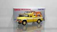 TOMYTEC 1/64 Limited Vintage Toyota Stout Wrecker (Yellow)