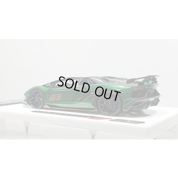 画像3: EIDOLON 1/43 Lamborghini Aventador SVJ 63 Roadster 2019 Metallic Green Limited 63 pcs.
