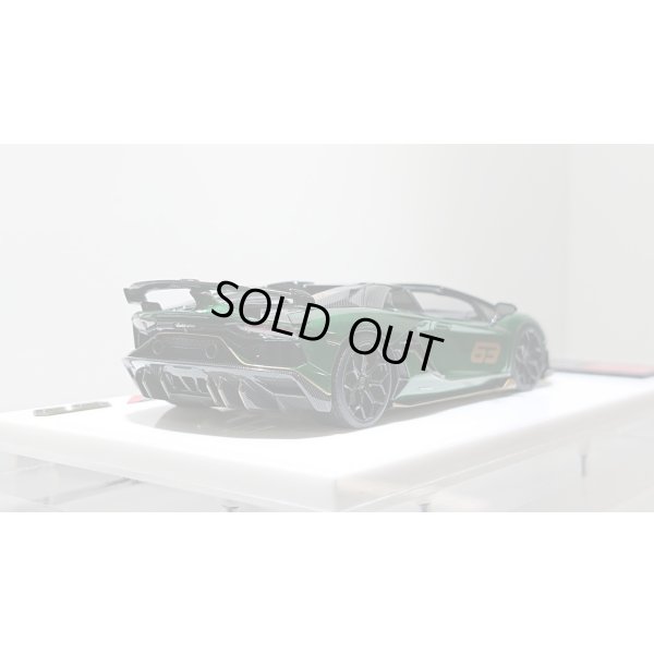 画像10: EIDOLON 1/43 Lamborghini Aventador SVJ 63 Roadster 2019 Metallic Green Limited 63 pcs.