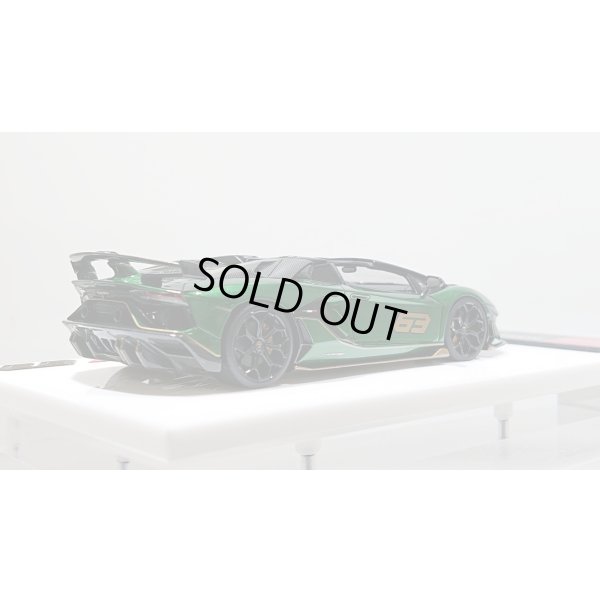 画像7: EIDOLON 1/43 Lamborghini Aventador SVJ 63 Roadster 2019 Metallic Green Limited 63 pcs.