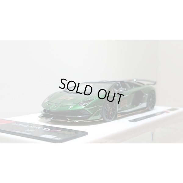 画像9: EIDOLON 1/43 Lamborghini Aventador SVJ 63 Roadster 2019 Metallic Green Limited 63 pcs.