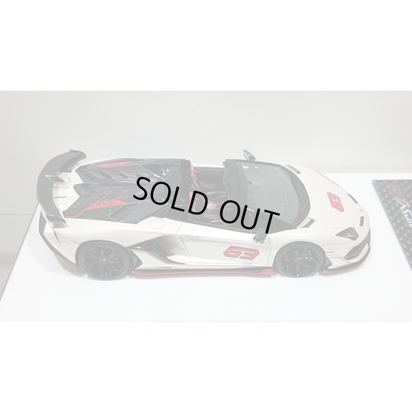 画像8: EIDOLON 1/43 Lamborghini Aventador SVJ 63 Roadster 2019 Pearl White Limited 63 pcs.