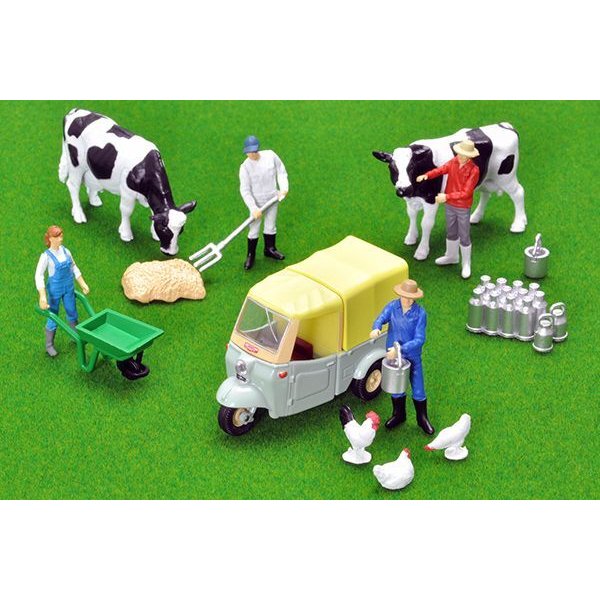 画像10: TOMYTEC 1/64 Limited Vintage Daihatsu Midget (yellowish green / beige) with figure