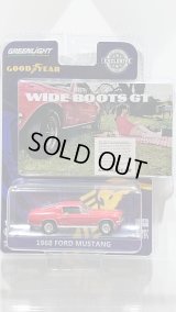 GREEN LiGHT EXCLUSIVE 1/64 Goodyear Vintage Ad Cars - 1968 Ford Mustang - Wide Boots "Wide Boots GT"