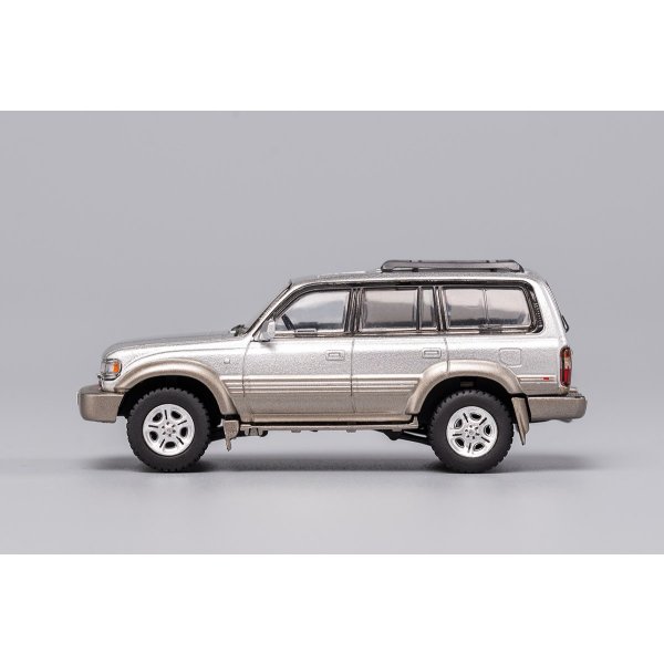 画像2: Gaincorp Products 1/64 LEXUS LX450 LHD Silver
