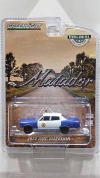 GREEN LiGHT EXCLUSIVE 1/64 1972 AMC Matador - Colonial City Police