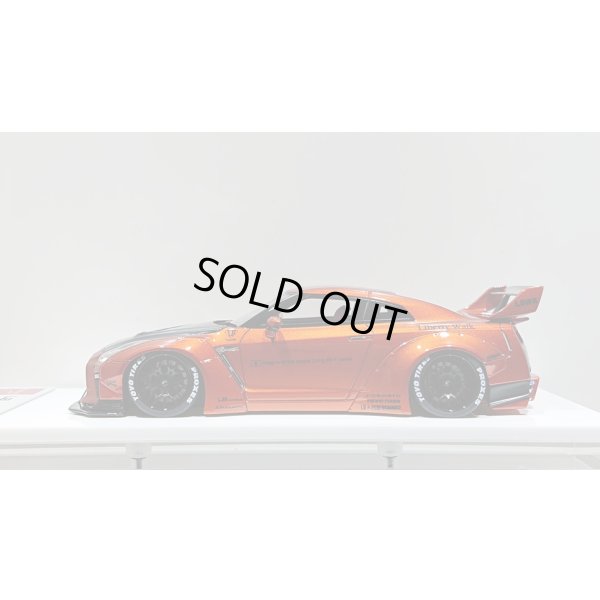 画像2: EIDOLON 1/43 LB WORKS R35 GT-R Type 1.5 (LB Shilhouette Wing) Candy Orange / Black Stripe Limited 60 pcs.